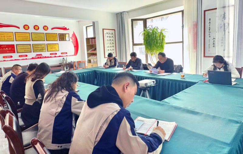 学精神 明方向 提干劲——民爆公司专题学习集团公司“两会”精神